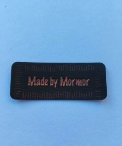 Labels / made by mormor, brun